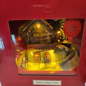 North Spruce Lane LED Cozy Winter Cabin – 2025 Holiday Collection | Light-Up
